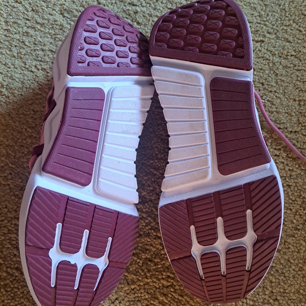 Fabletics Brookside Performance Sneaker Shoes, Si… - image 2